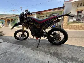 CRF 150 2023 Supermoto