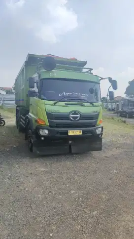 Jual cepat Hino lohan FM260jd dumbtruk KM Rendah