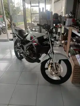 Ninja R 150 Albino 2014