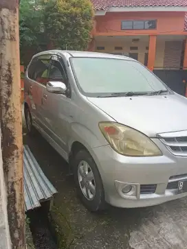 Di Jual Cash Toyota Avanza G Manual 2011