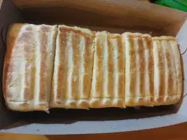 Dicari pegawai jaga roti bakar