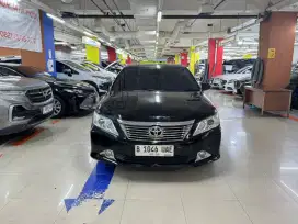 CAMRY V 2013 DP 5 JUTA