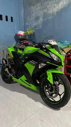 Kawasaki ninja 250 ABS Limited Edition Type Tertinggi