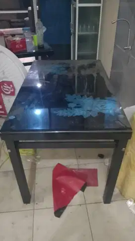 DIJUAL CEPAT MEJA KACA SISA 2UNIT !!!