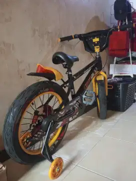 Sepeda BMX UK 18 Usia anak 5-10 Tahun