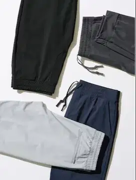 Celana Uniqlo Jogger DRY-EX Ultra Stretch Size S