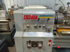 Mesin Bubut C6240
