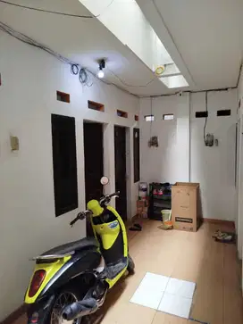 DIJUAL KOSTAN AKTIF PUTRI 12 PINTU SAYAP DAGO BANDUNG
