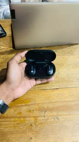 Earphone Bose QuietComfort Bekas