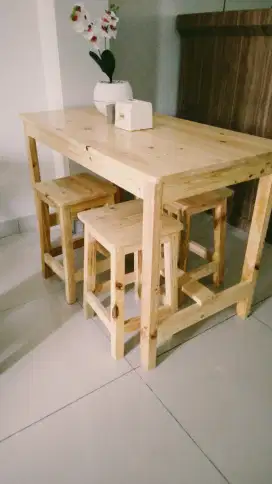 Meja kursi untuk kedai