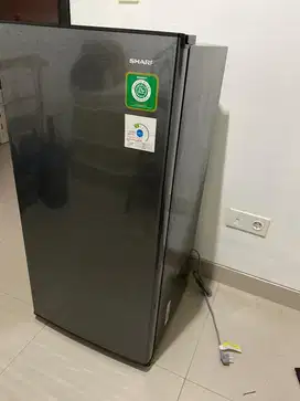 kulkas sharp 1 pintu