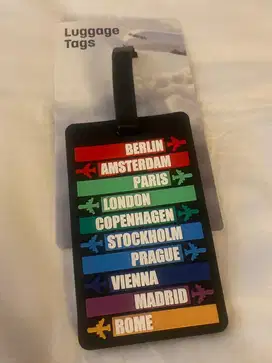 Gantungan koper