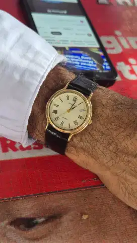 Dress watch hornet roman dial classic japan