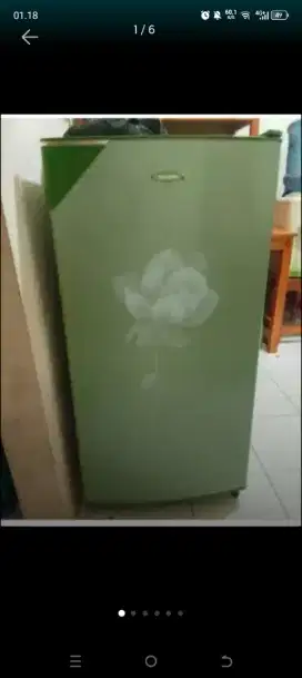Dijual kulkas 1 pintu merk Polytron