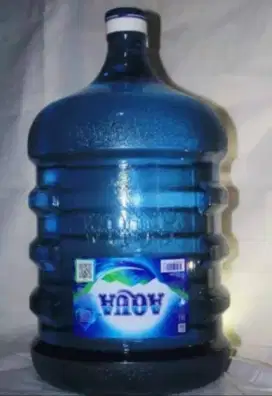 Galon agua kosong bekas