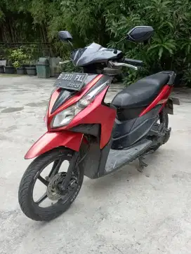 [ harga terjangkau ] honda vario 110 karbu th 2011