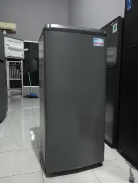 KULKAS 1 PINTU MERK AQUA