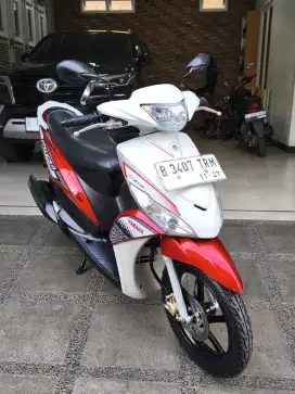 Bissmillah dijual motor Yamaha Mio j 2012 istimewa