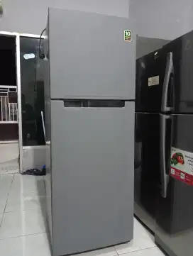 KULKAS 2 PINTU SAMSUNG INVERTER BESAR