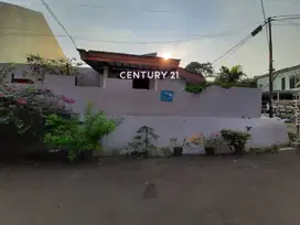 Dijual Murah Rumah Hitung Tanah Dalam Komplek Deket Stasiun