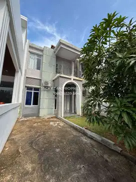 Rumah Dijual Palazzo Taman Belakang Luas Batam Center