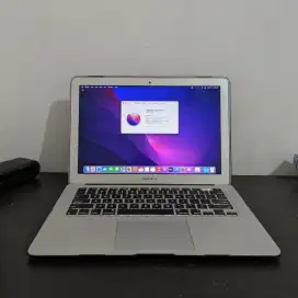 Macbook 2017 i7 ibox Normal laptop apple