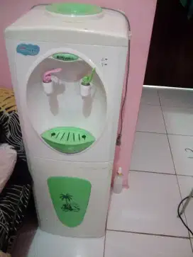 Dispenser miyako panas & biasa