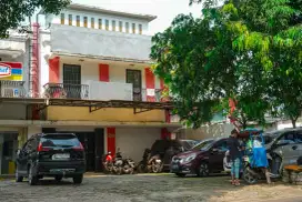 Disewakan Ruko 2 Lantai Tahunan