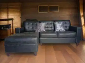 Sofa minimalis import Italy merk Morres free cushion