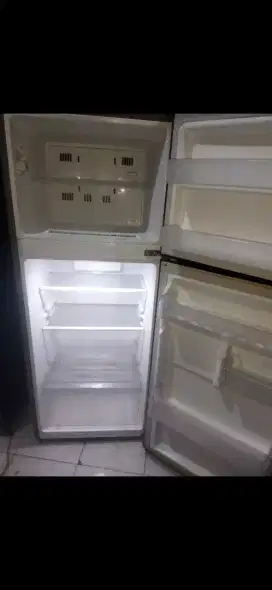 Jual bu kulkas 2 pintu normal merk LG INVERTER