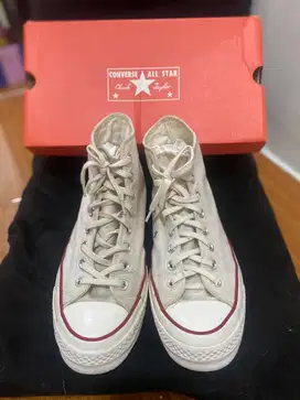 Converse Cream Stripe Red - Like New