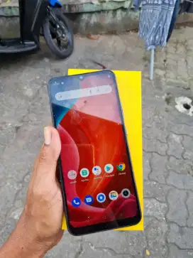 Realme c11 2021 2/32 HP DUS