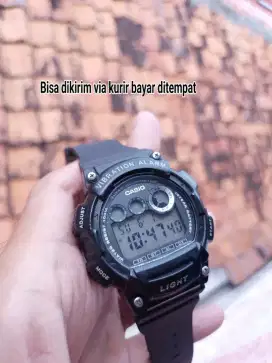 Jam tangan casio W 735H