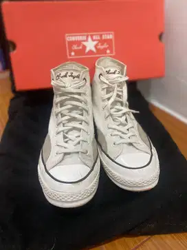 Converse White - Like New