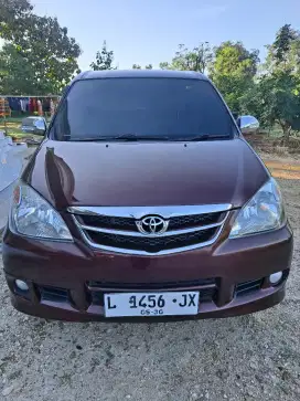 Toyota avanza ISTIMEWA