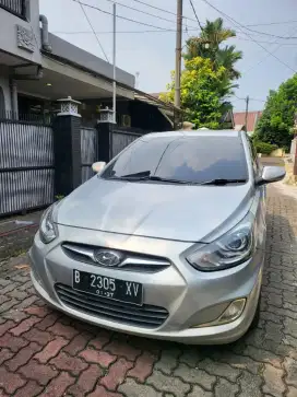 Hyundai Grand Avega matic 2012 Pajak on lampu pro 7