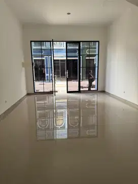 DISEWAKAN RUKO EURO ASIA PIK 2 5x10m² 3 LANTAI