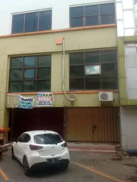 Ruko segidelapan