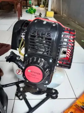 Mesin potong rumput 4tak merk ecosen baru pakai 1bulan