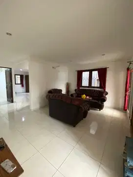 Rumah Cilandak timur Marinir Lt, 207 m /Lb, 280 m , 2 Lanatai 4,6M