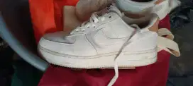 NIKE AIR FORCE 1 WHITE