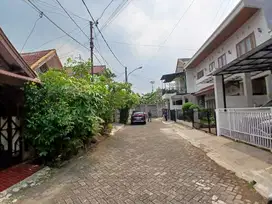 Rumah Luas Siap Huni Harga Sangat Murah di Bintaro Sektor 5. 14255