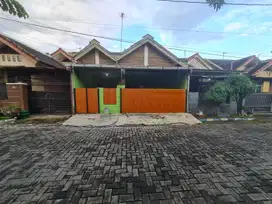 Rumah murah siap pakai di dekat solo baru