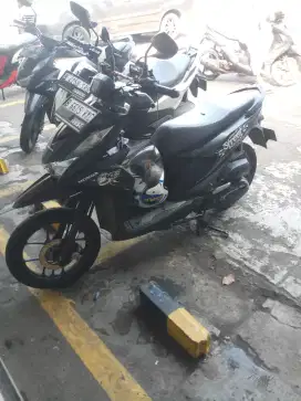 Honda beat street