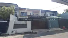 Rumah Sebelah Setrasari Mall dekat ke Univ Maranatha