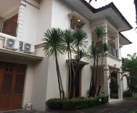 Dijual Rumah Kemang Selatan
