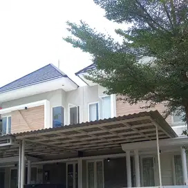 RUMAH BARU RUNGKUT SURABAYA TIMUR BANYAK FASUM