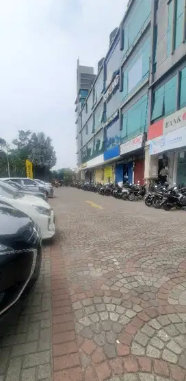 Ruko Puri Mutiara Hadap Jalan Raya