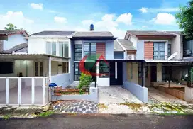 Rumah cantik terawat 1 lantai siap huni di Cibubur Residence