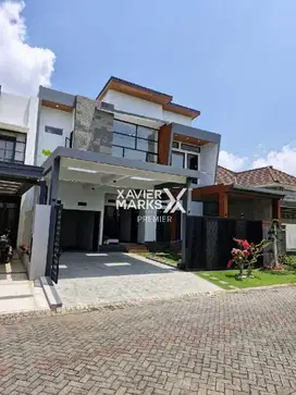 DIJUAL RUMAH MEWAH DI ARAYA BLIMBING MALANG 2 LANTAI